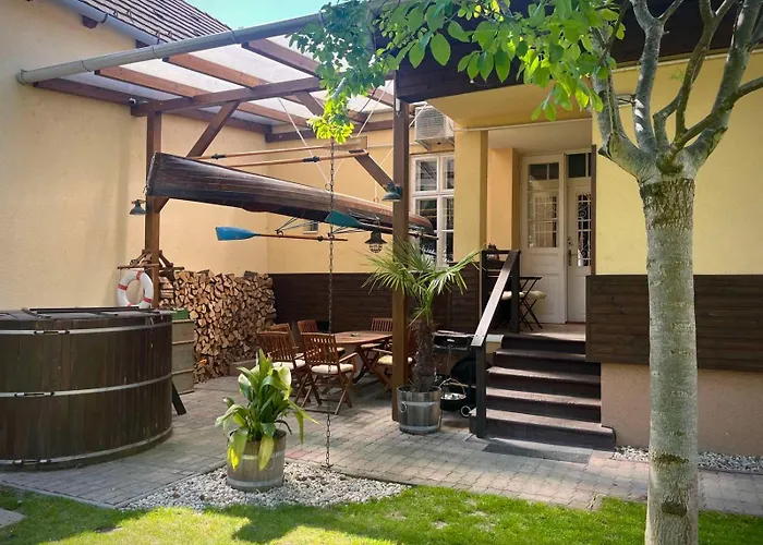 Abigel Vendeghaz Βίλα Keszthely